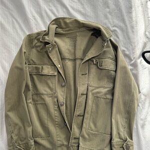 American Eagle Outfitters women’s Olive Jacket